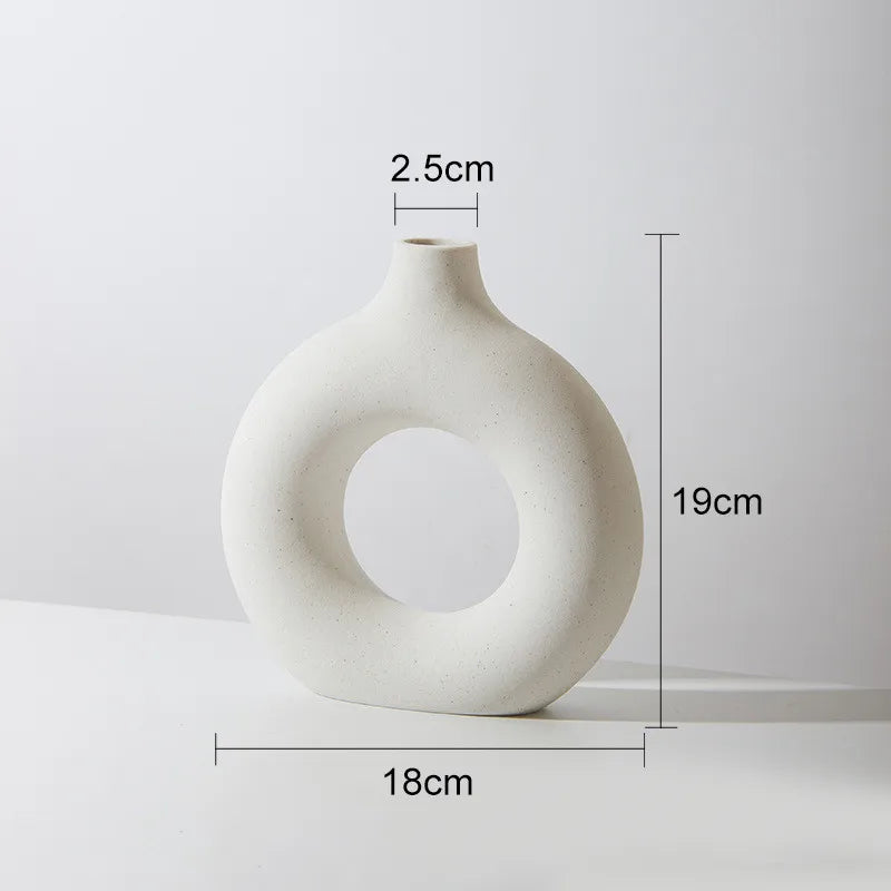 Ceramic Donut Ring Vase – White, Medium