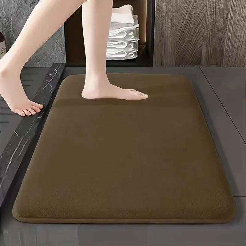 Coral Velvet Quick Dry Bath Mat in Coffee