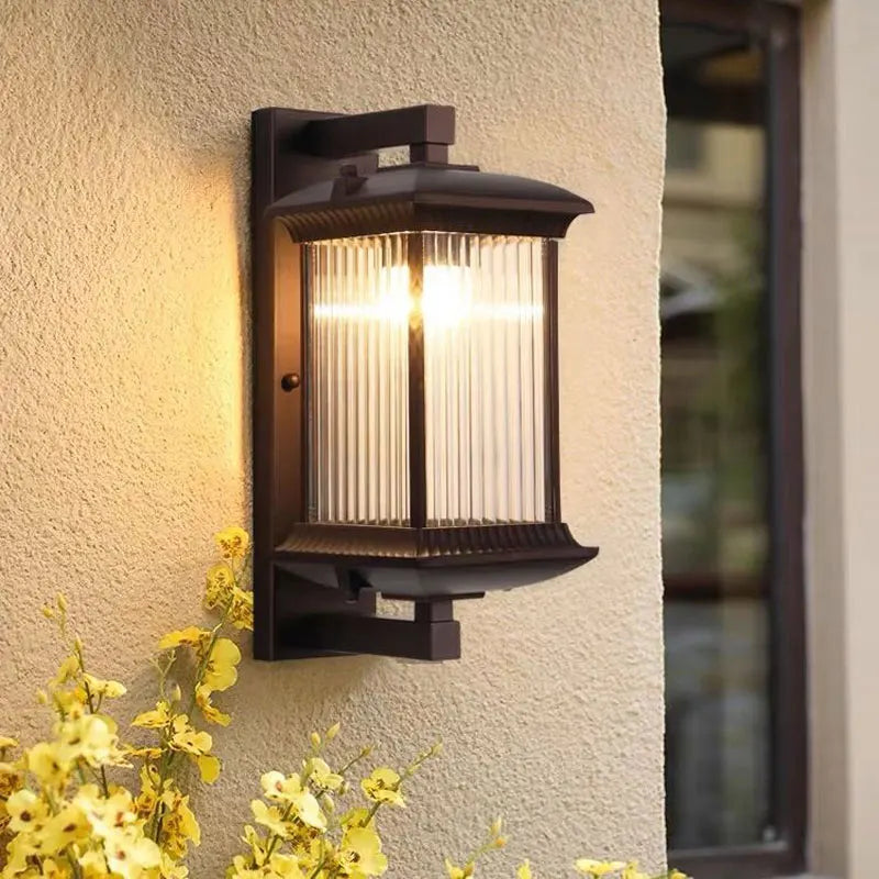 Aluminum Outdoor Wall Lantern
