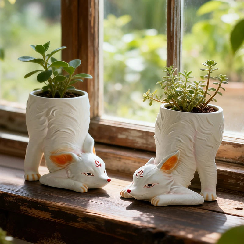 Cute Nine Tails Fox Shaped Ceramic Planter Pot for Monkey Tail Cactus Succulent Plant Indoor Home Decorative Ornament Gift