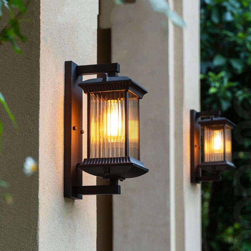Aluminum Outdoor Wall Lantern