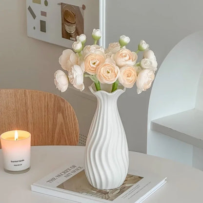 Nordic White Ceramic Vase – vase photo 3