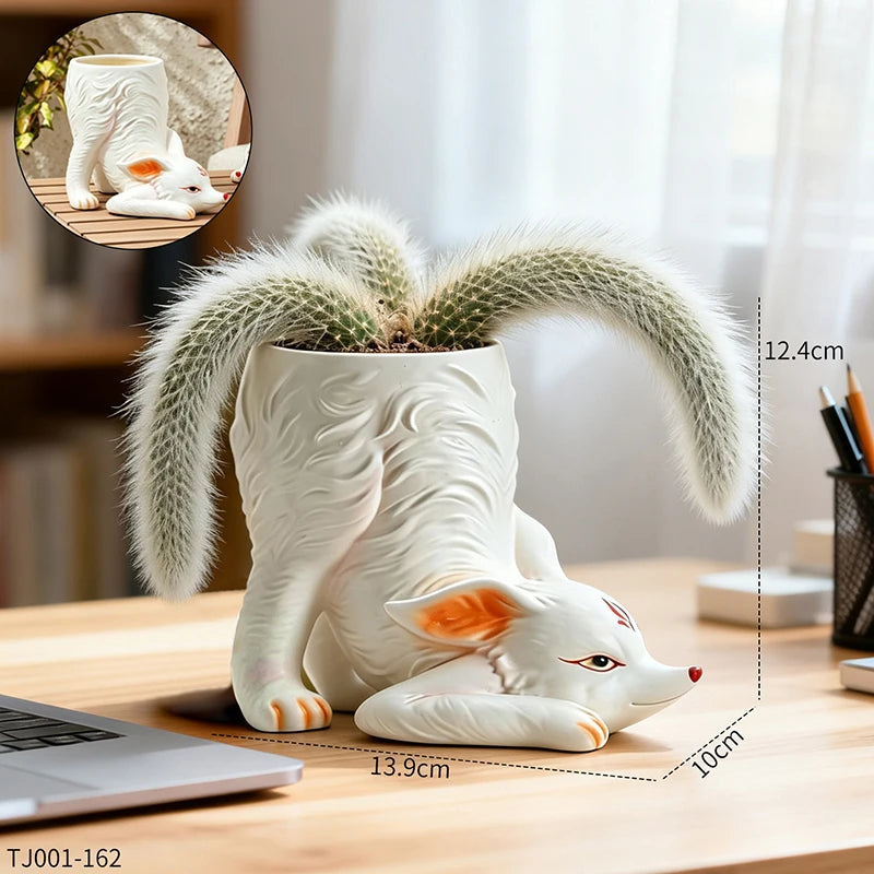 Fox Tail Ceramic Planter Pot in Single Fox