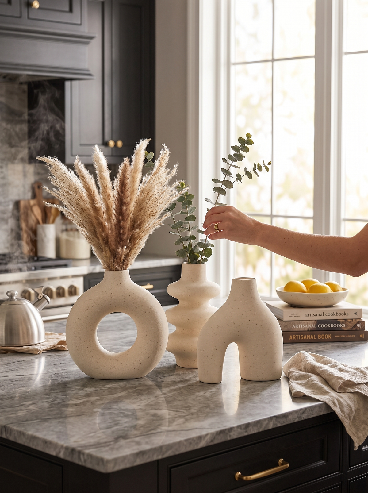 Bohemian Ceramic Vase Set: Fresh or Dried